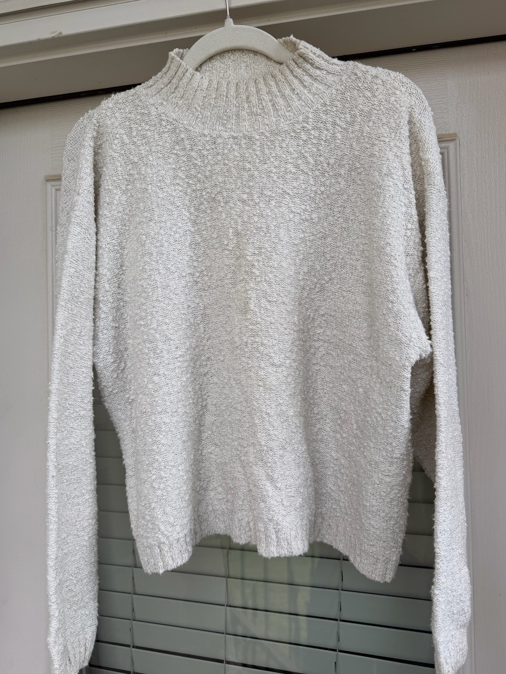 Liz Claiborne Cream Textured Mock Neck Sweater
